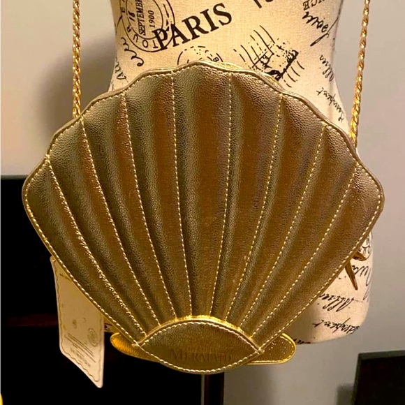 Disney Handbags - Disney Skinnydip London Clam Shell Mermaid Holographic Chain Crossbody Purse